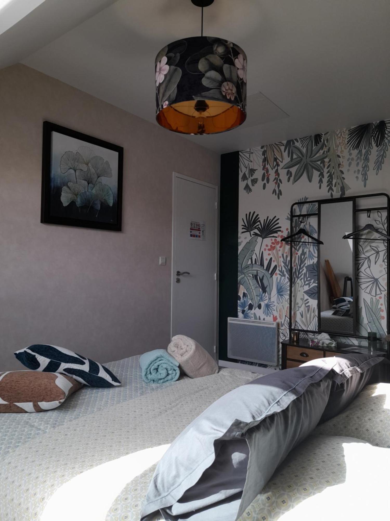 Chambre Dans Un Ecrin De Verdure Angrie Exterior photo
